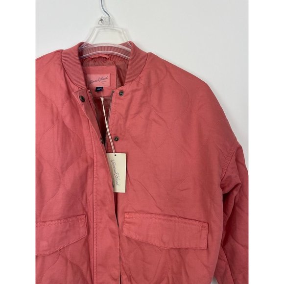 Universal Thread Women's Bomber Jacket XS Pink Zip Puffer Quilted Pockets New - Picture 2 of 9